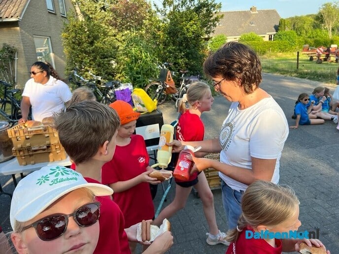 We zijn begonnen! - Foto: Ingezonden foto