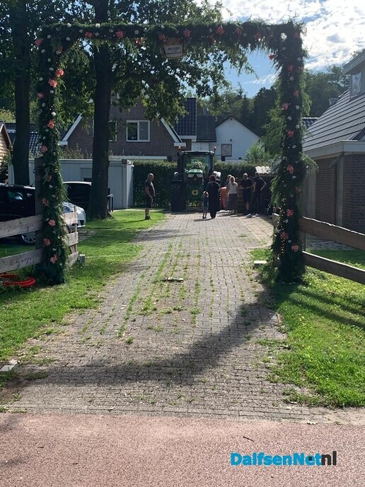 Reusachtige boog aan de Koesteeg - Foto: Ingezonden foto