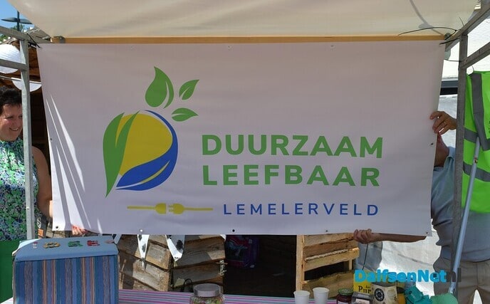 10-jarig bestaan met onthulling nieuw logo Duurzaam Leefbaar Lemelerveld - Foto: Johan Bokma