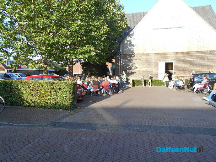 Kom je mee buiten spelen?