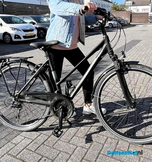 Zwarte damesfiets gestolen - Foto: Ingezonden foto