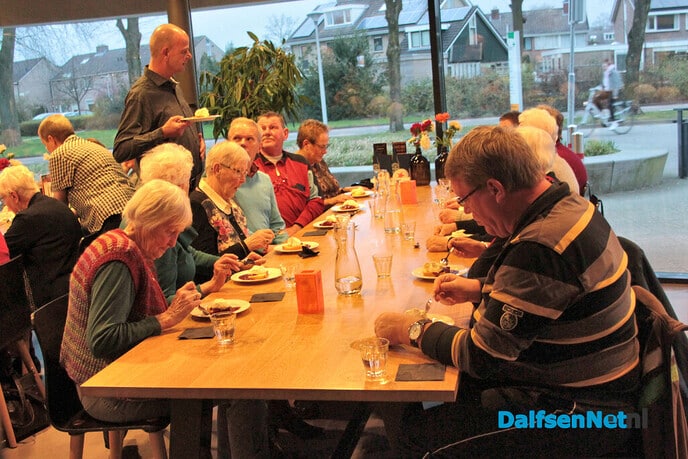 Nu ook eten op vrijdag - Foto: Ingezonden foto
