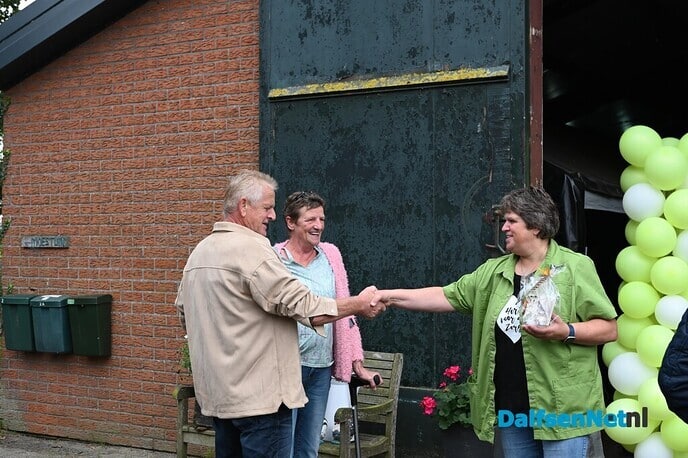 Zorgboerderij Damhoeve feestelijk in het nieuws  - Foto: Johan Bokma