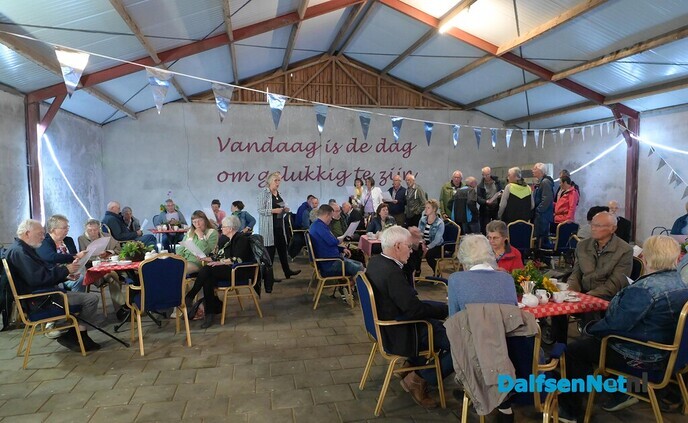 Zorgboerderij Damhoeve feestelijk in het nieuws  - Foto: Johan Bokma
