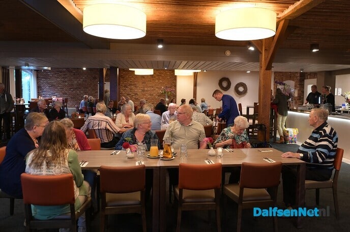 Zorgboerderij Damhoeve feestelijk in het nieuws  - Foto: Johan Bokma