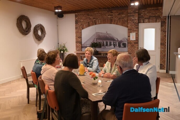 Zorgboerderij Damhoeve feestelijk in het nieuws  - Foto: Johan Bokma