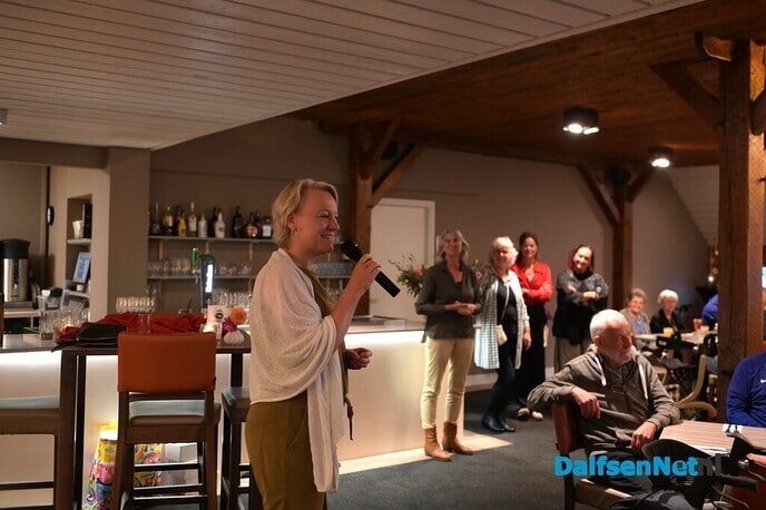 Zorgboerderij Damhoeve feestelijk in het nieuws  - Foto: Johan Bokma