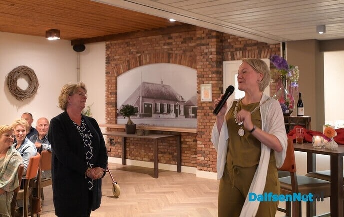 Zorgboerderij Damhoeve feestelijk in het nieuws  - Foto: Johan Bokma