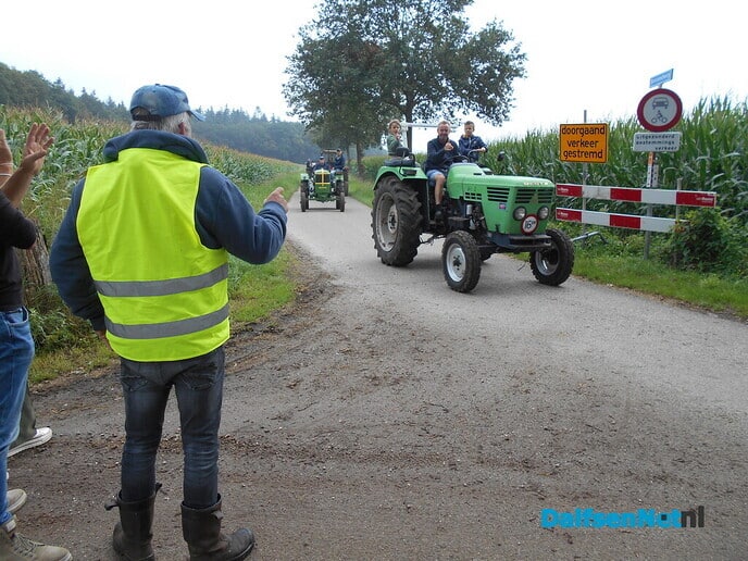 Flinke deelname Grassparty Tractortocht