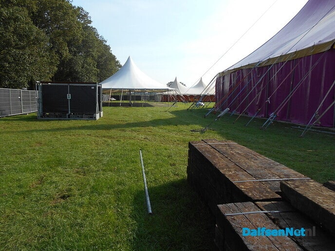 Opbouw terrein Kachel FM