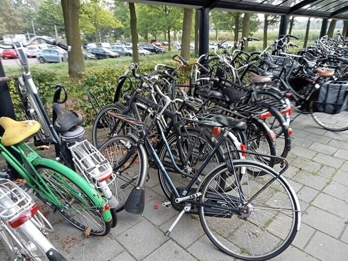 Parkeerproblemen fietsen bij het station? Hoezo? - Foto: Ingezonden foto