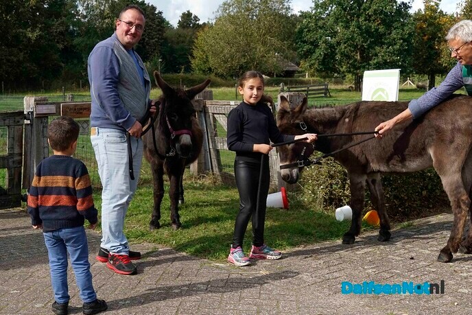 Veel belangstelling bij Natuurboerderij Lindehoeve - Foto: Paul Scholten