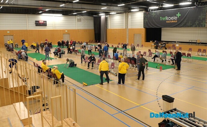 Luttenberg 2 wint het 29e Provinciaal Koersbaltoernooi - Foto: Johan Bokma