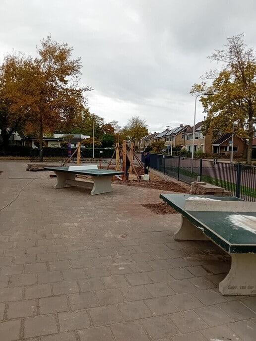 Herinrichting pleinen basisschool De Spiegel in volle gang - Foto: Ingezonden foto
