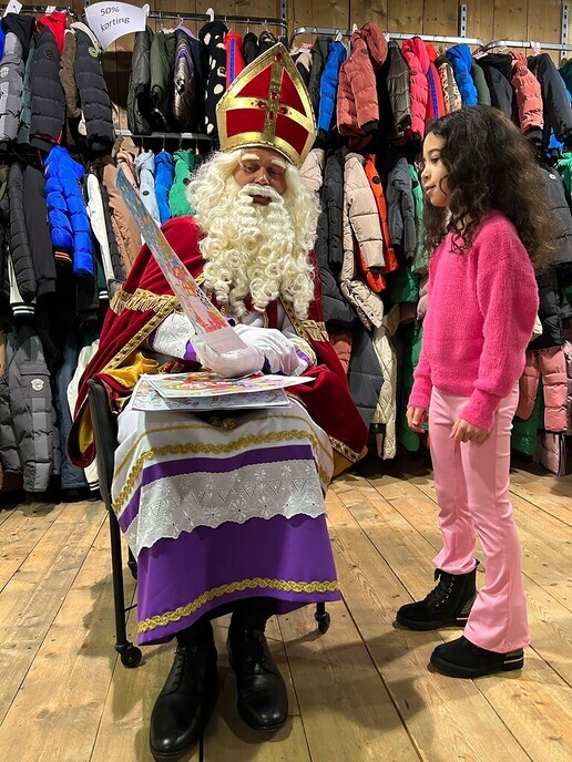 Sinterklaasfeest bij Lindenburg vof en Koggel & CO bij ELK Dalfsen - Foto: Ingezonden foto