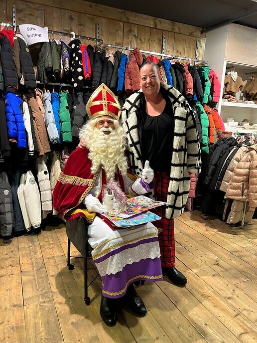 Sinterklaasfeest bij Lindenburg vof en Koggel & CO bij ELK Dalfsen - Foto: Ingezonden foto