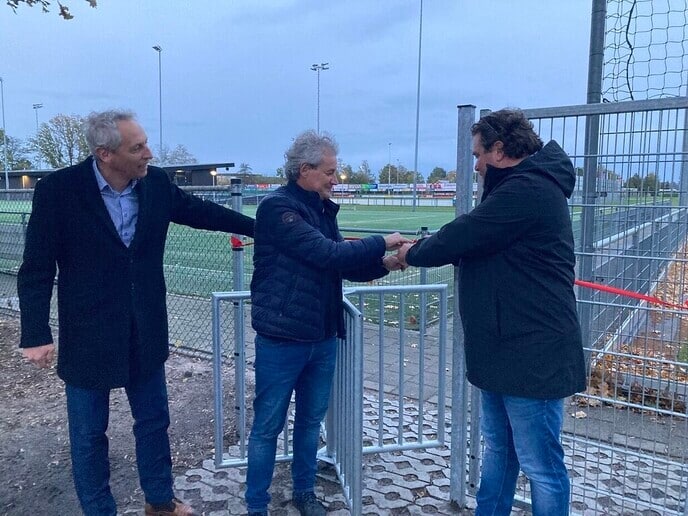 Officiële opening gerenoveerde kunstgrasvelden - Foto: Gemeente Dalfsen