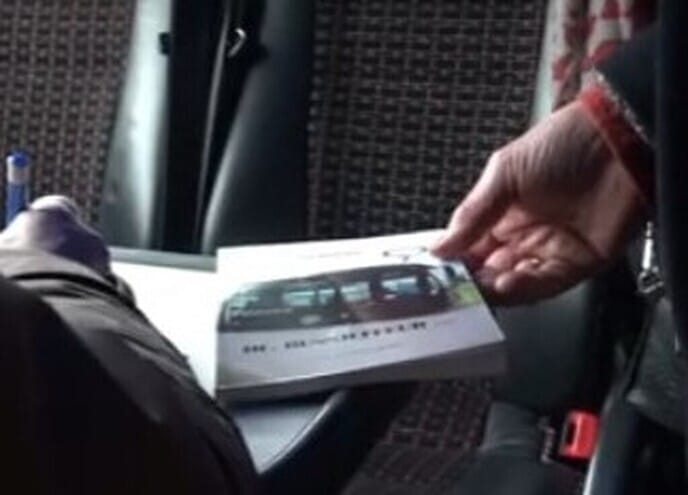 Het boek ‘Hé, bussjeffeur…’uitverkocht! - Foto: Ingezonden foto