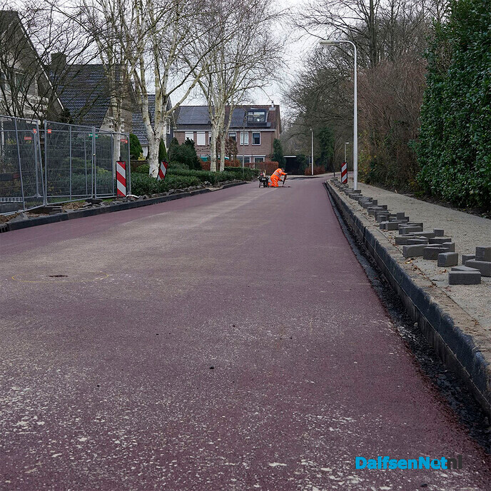 Fietssnelweg tussen Koesteeg en Polhaarweg vandaag geasfalteerd - Foto: Paul Scholten