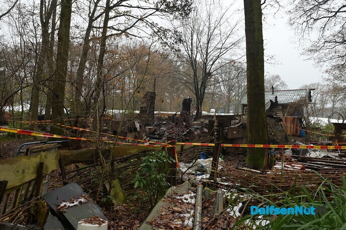 Het levende huis van familie Radstake afgebrand - Foto: Johan Bokma