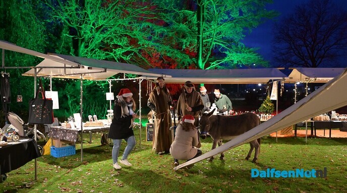 Sfeervolle kerstmarkt bij De Barones - Foto: Johan Bokma