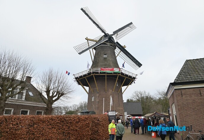 Kerstwandeling vanaf de Kerstmarkt Molen Fakkert - Foto: Johan Bokma