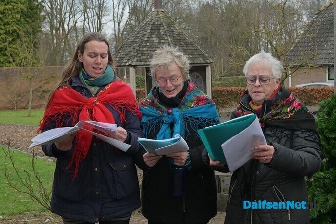 Kerstwandeling vanaf de Kerstmarkt Molen Fakkert - Foto: Johan Bokma