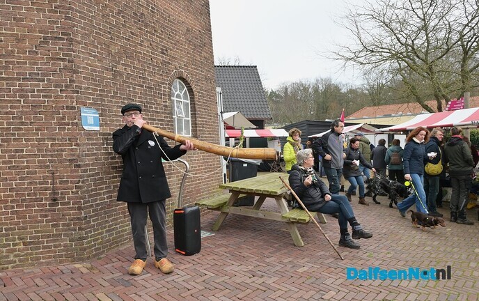 Kerstwandeling vanaf de Kerstmarkt Molen Fakkert - Foto: Johan Bokma
