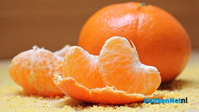 Helpen met schoolfruit op de Spiegel - Foto: Ingezonden foto