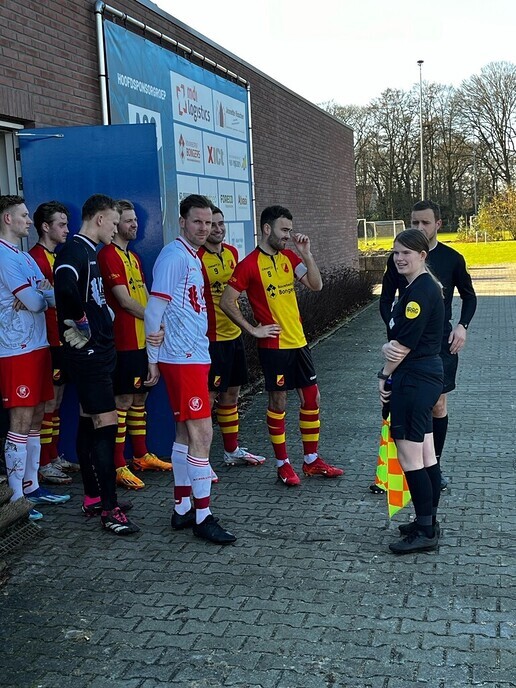 SV Dalfsen geeft het weg in het eerste kwartier - Foto: Ingezonden foto