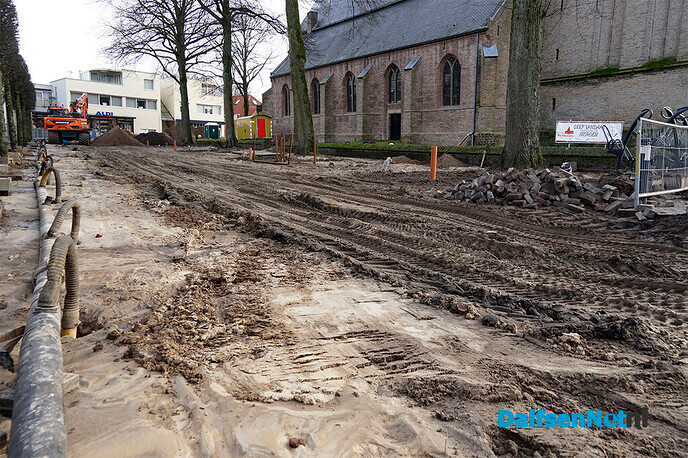 Werkzaamheden rondom Grote Kerk Dalfsen - Foto: Paul Scholten