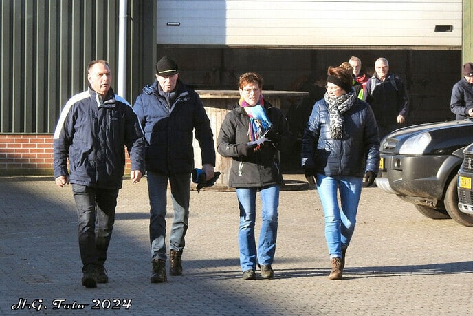 Snertwandeling ijsclub “de Poel”