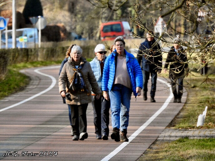 Snertwandeling ijsclub “de Poel”