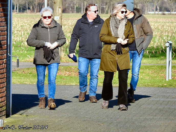 Snertwandeling ijsclub “de Poel”