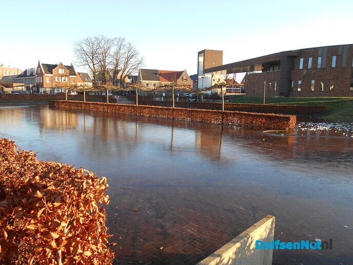 Een echte kinderijsbaan bij het gemeentehuis?