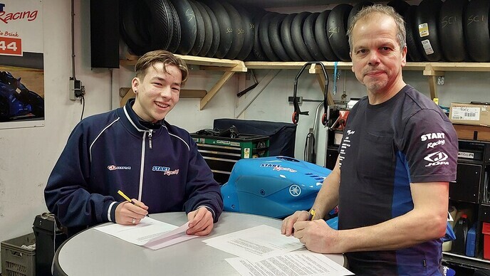 Julian van Kalkeren is de nieuwe rijder bij START-racing Nieuwleusen