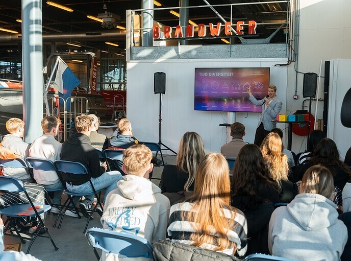 Nieuwe generatie’ mbo- studenten Landstede Groep en Veiligheidsregio IJsselland - Foto: Ingezonden foto