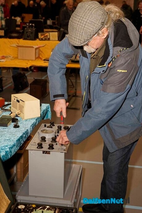 Eerste Vintage- en Techniekbeurs in Nieuwleusen groot succes - Foto: Paul Scholten