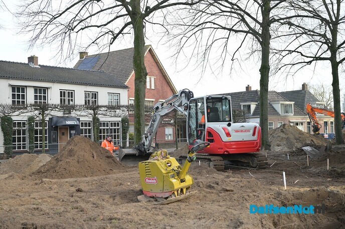 Archeologische begeleiding op het Kerkplein - Foto: Johan Bokma