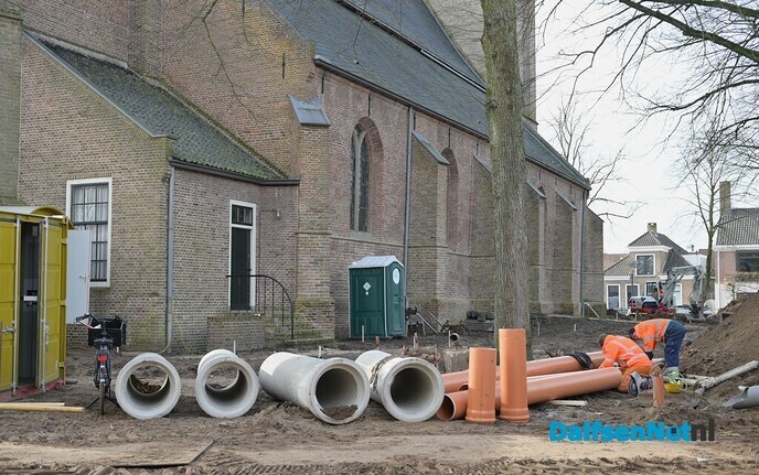 Archeologische begeleiding op het Kerkplein - Foto: Johan Bokma