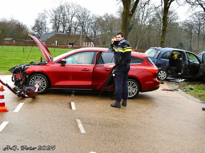 Aanrijding Dommelerdijk -Middeldijk.