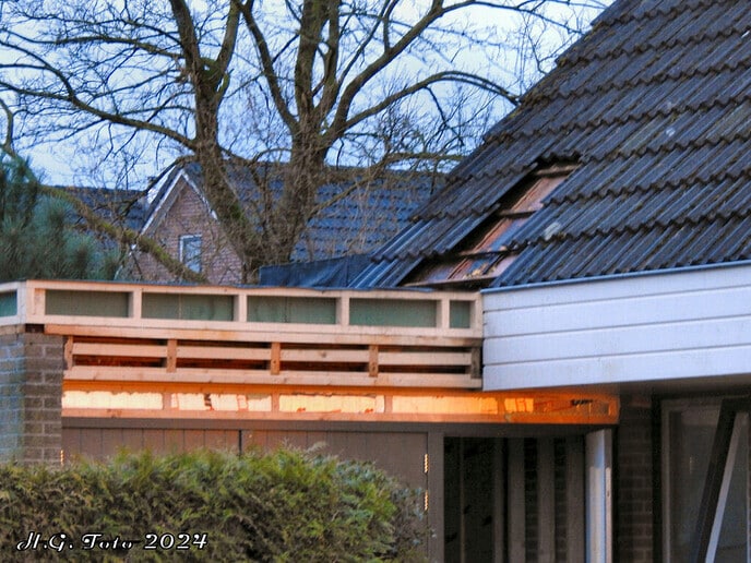 Dakbrand aan de Merellaan Nieuwleusen