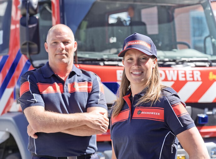Nieuwe brandweerkleding - Foto: Ingezonden foto
