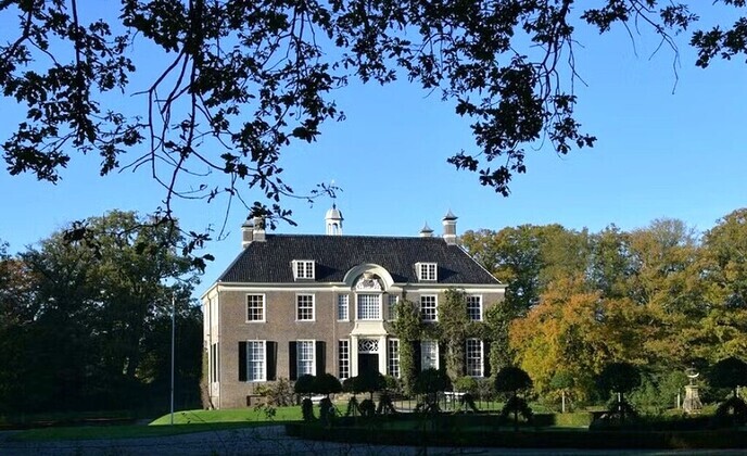 Wandelen rond havezate Den Berg