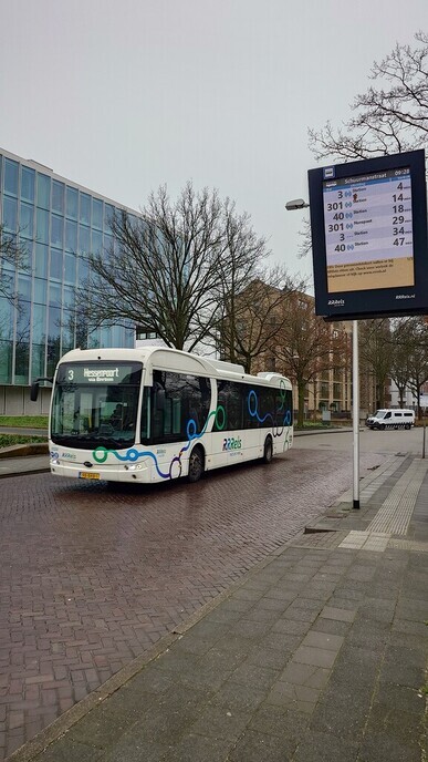 Digitale informatieborden bij bushaltes vertraagd - Foto: Ingezonden foto
