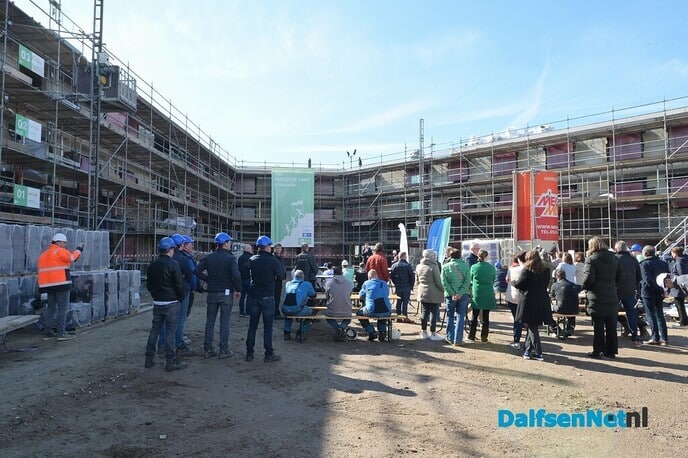 Nieuwbouw Rosengaerde bereikt hoogste punt - Foto: Johan Bokma