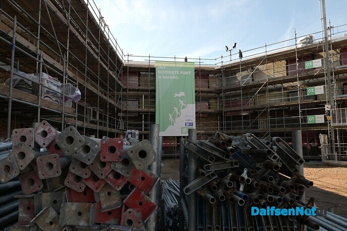Nieuwbouw Rosengaerde bereikt hoogste punt - Foto: Johan Bokma