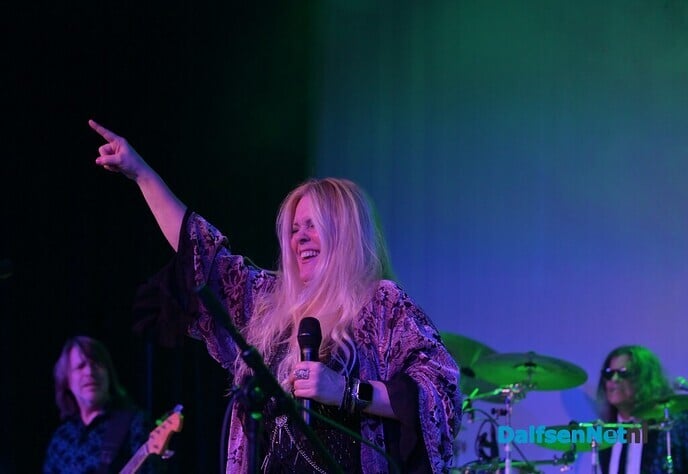 Fleetwood Mac cover band verovert harten van Dalfser publiek - Foto: Johan Bokma