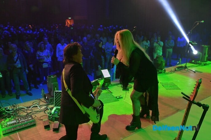 Fleetwood Mac cover band verovert harten van Dalfser publiek - Foto: Johan Bokma