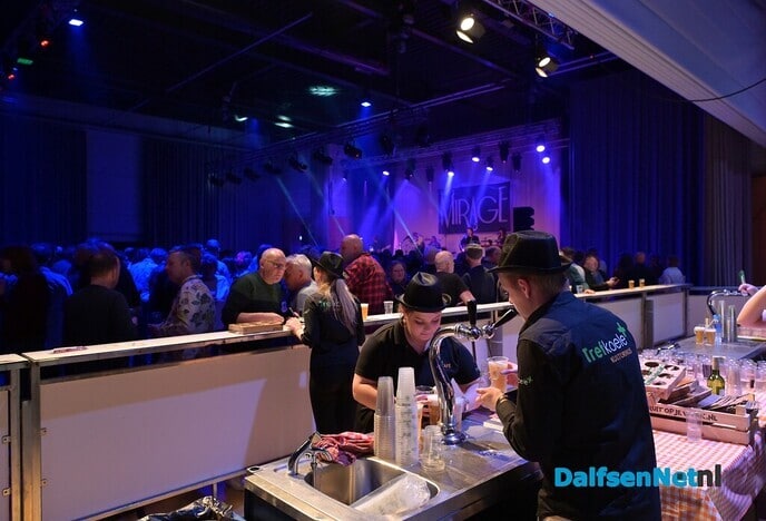 Fleetwood Mac cover band verovert harten van Dalfser publiek - Foto: Johan Bokma